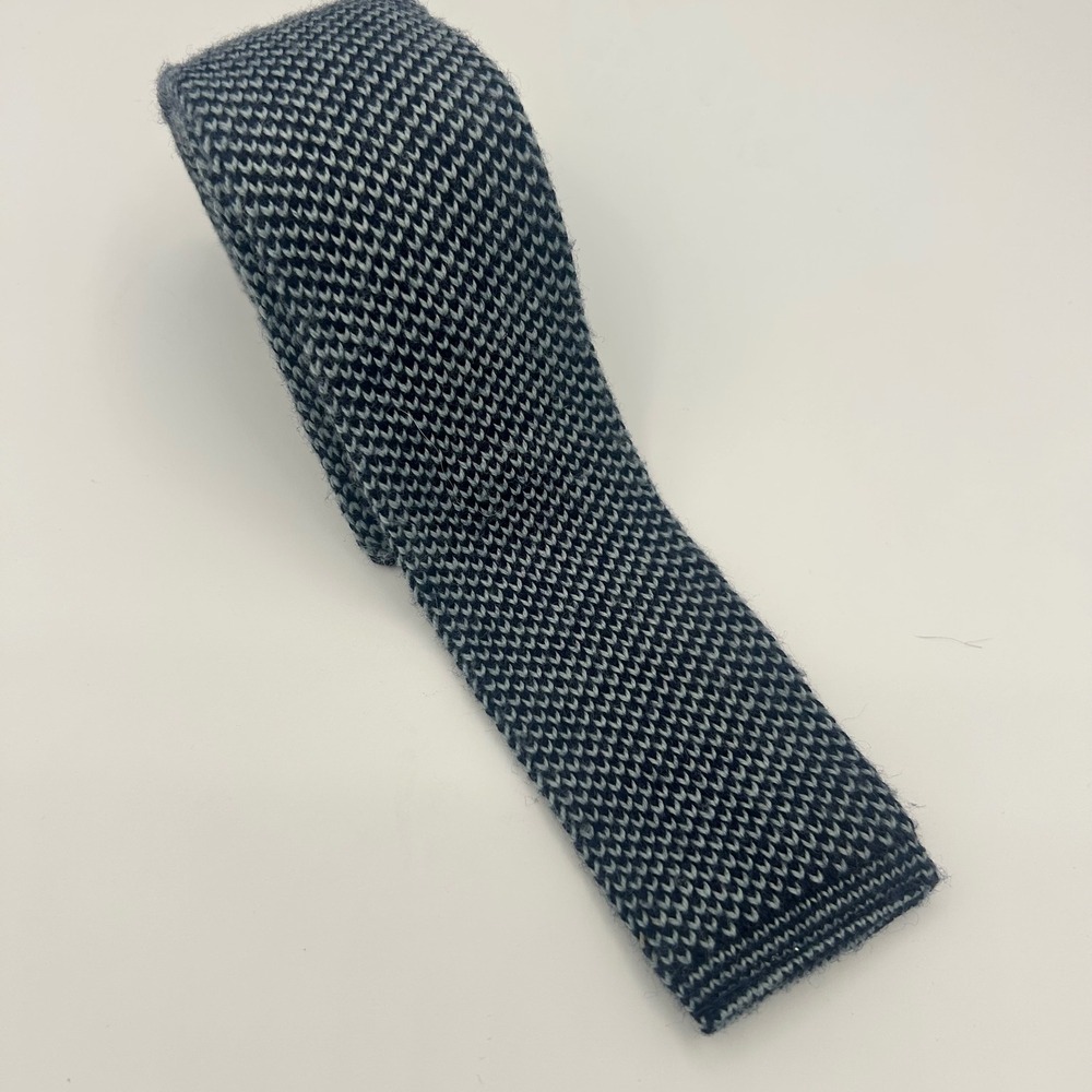 Oscar‎ de la Renta Mens Skinny Knit Tie Navy Blue Lambs Wool Cashmere Blend
